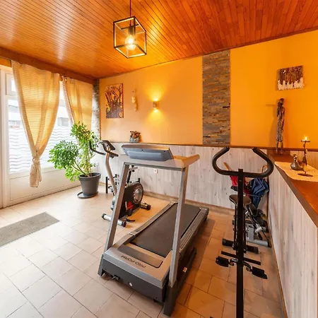Holiday home With Bubble Bath Florenville